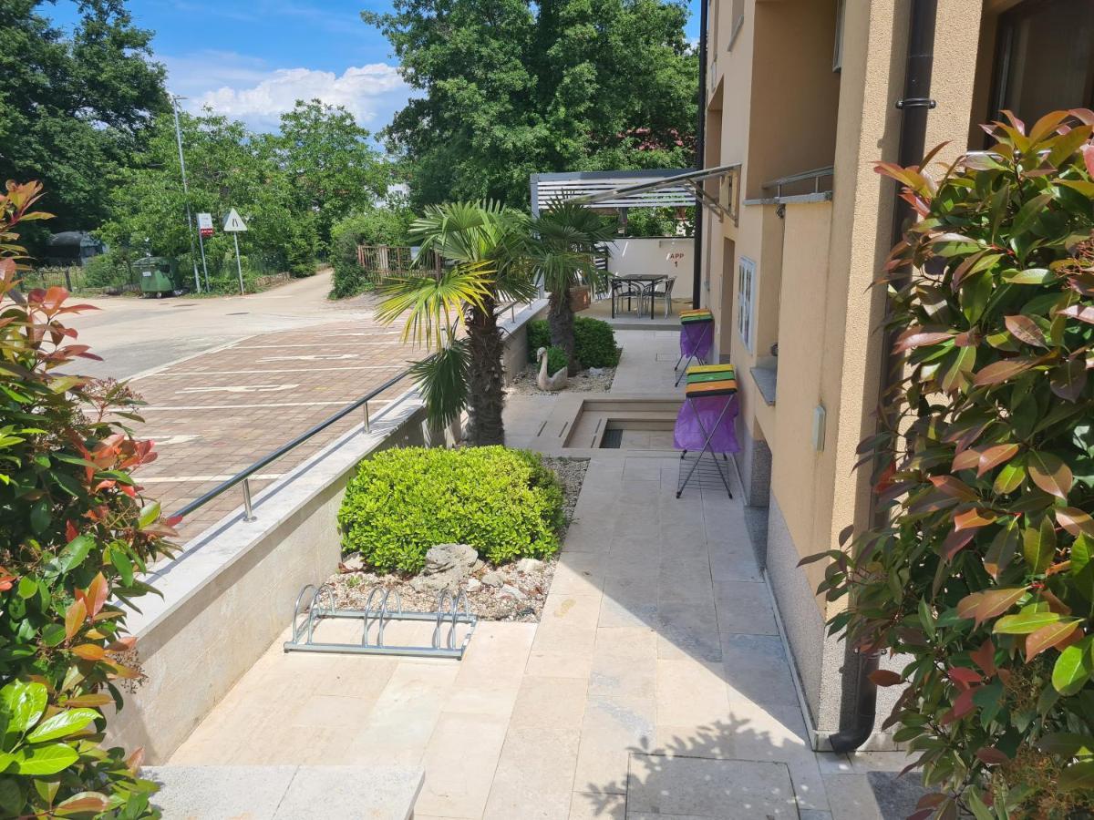 Apartments Jukic Пореч Екстериор снимка